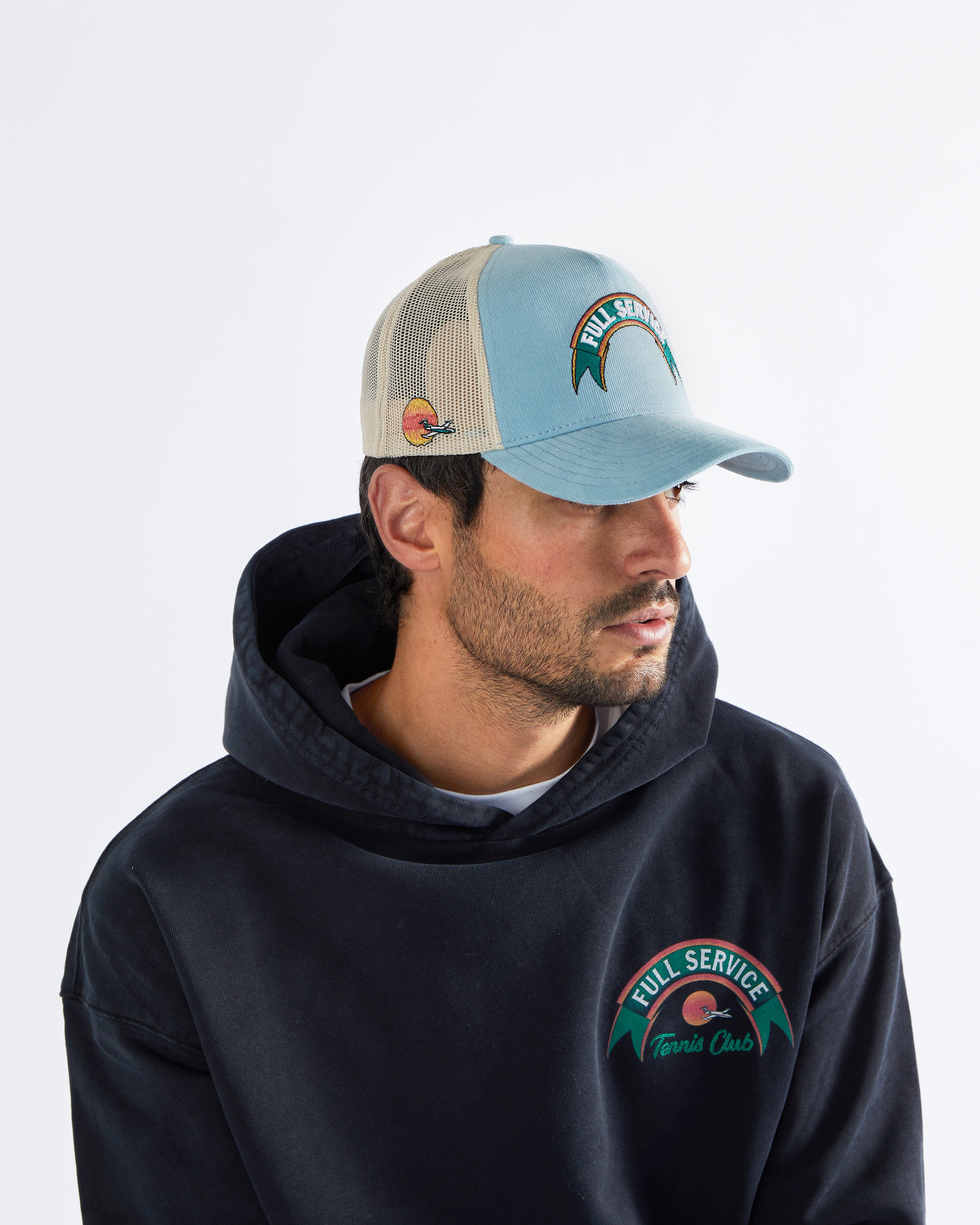 Tennis Club Trucker